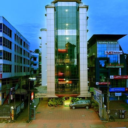 Hotel Elisa International Tourist Home Thiruvananthapuram Exterior foto