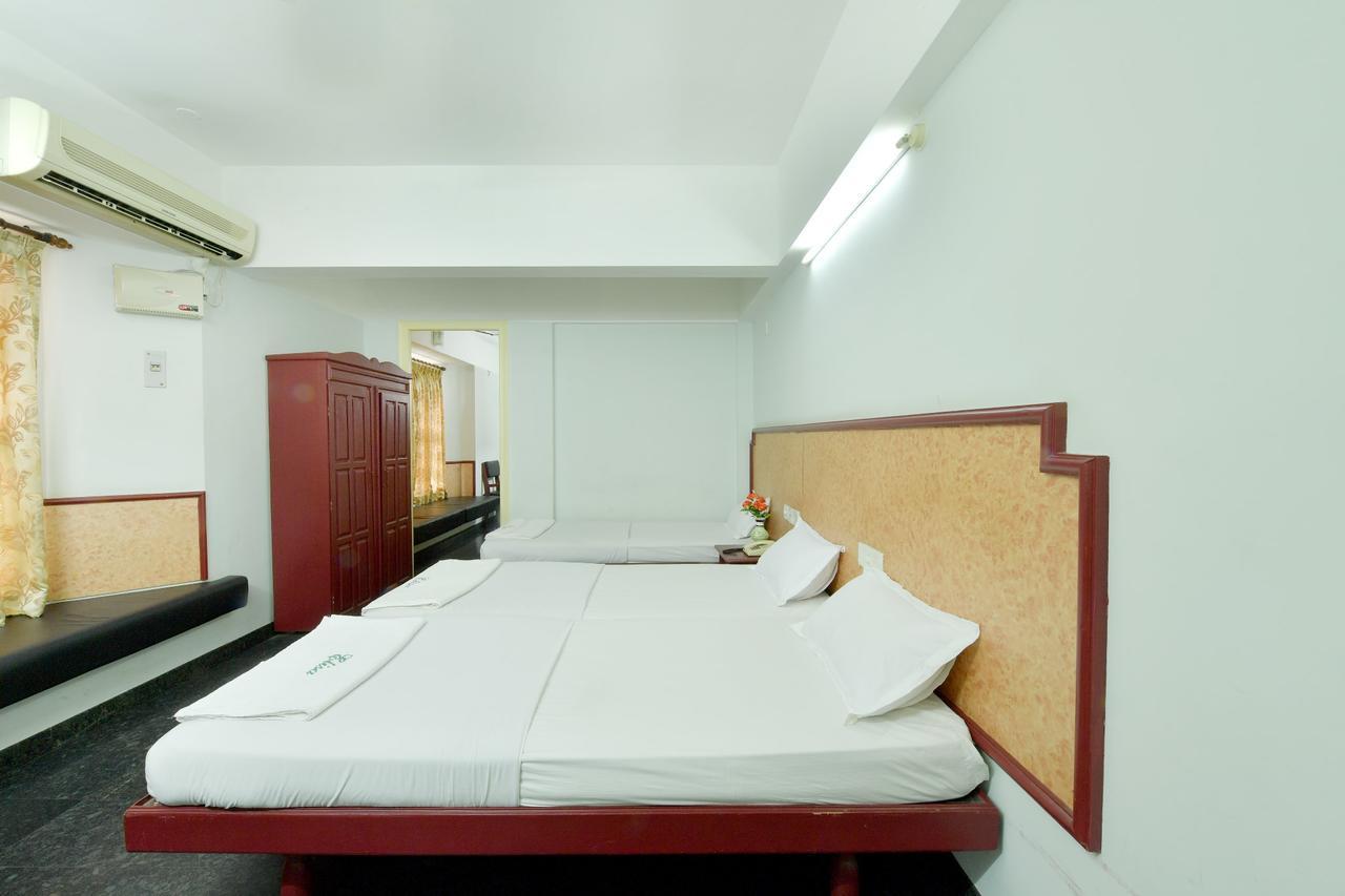Hotel Elisa International Tourist Home Thiruvananthapuram Exterior foto