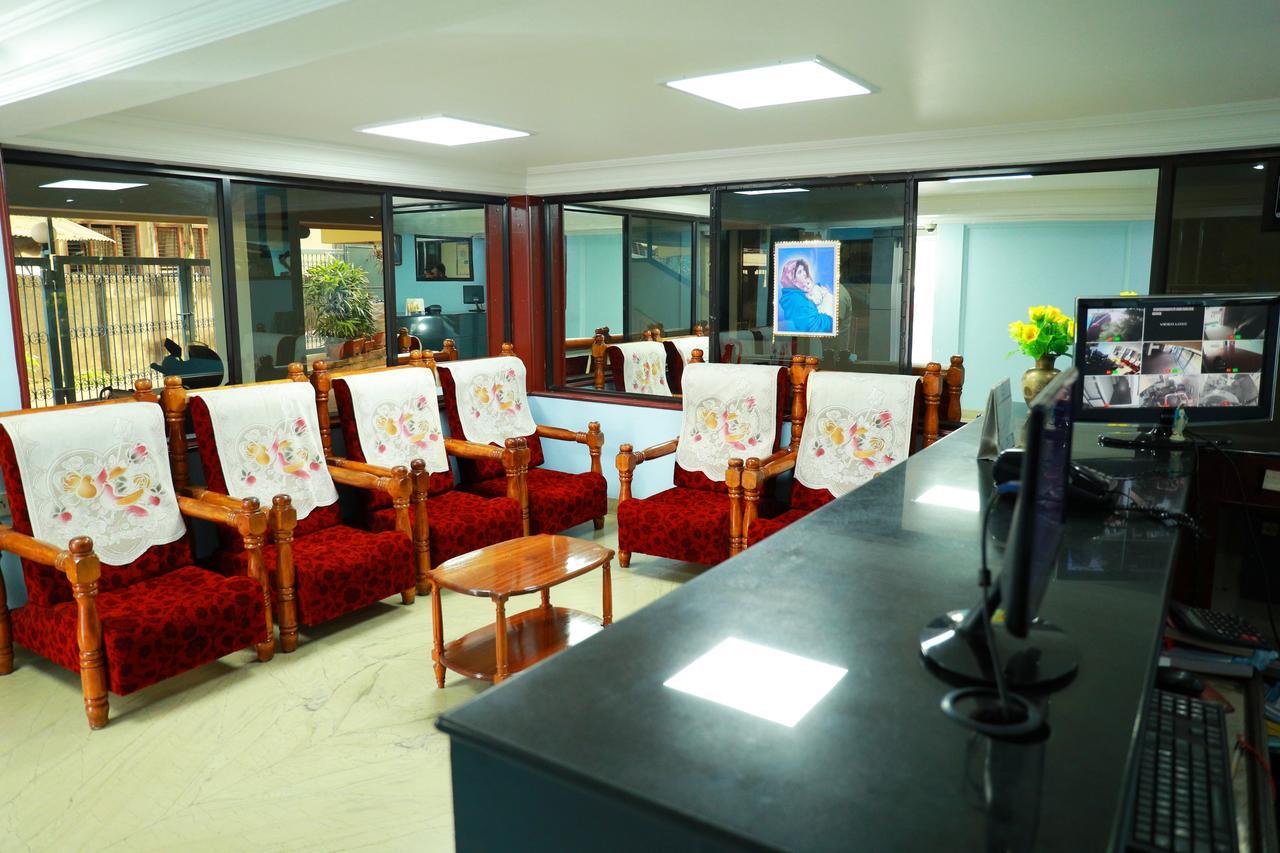 Hotel Elisa International Tourist Home Thiruvananthapuram Exterior foto