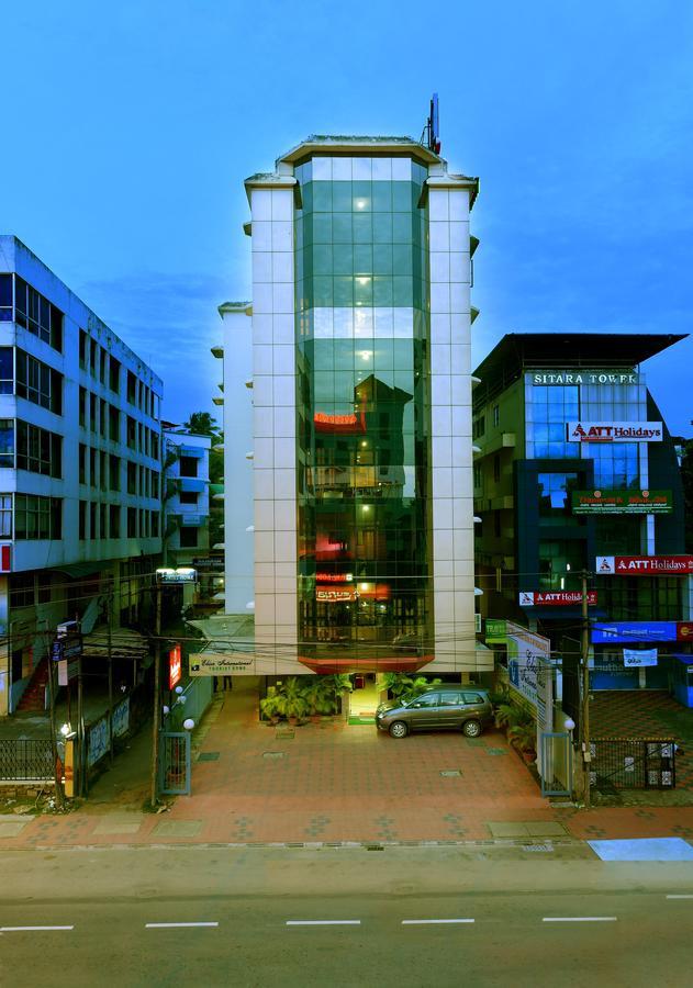 Hotel Elisa International Tourist Home Thiruvananthapuram Exterior foto